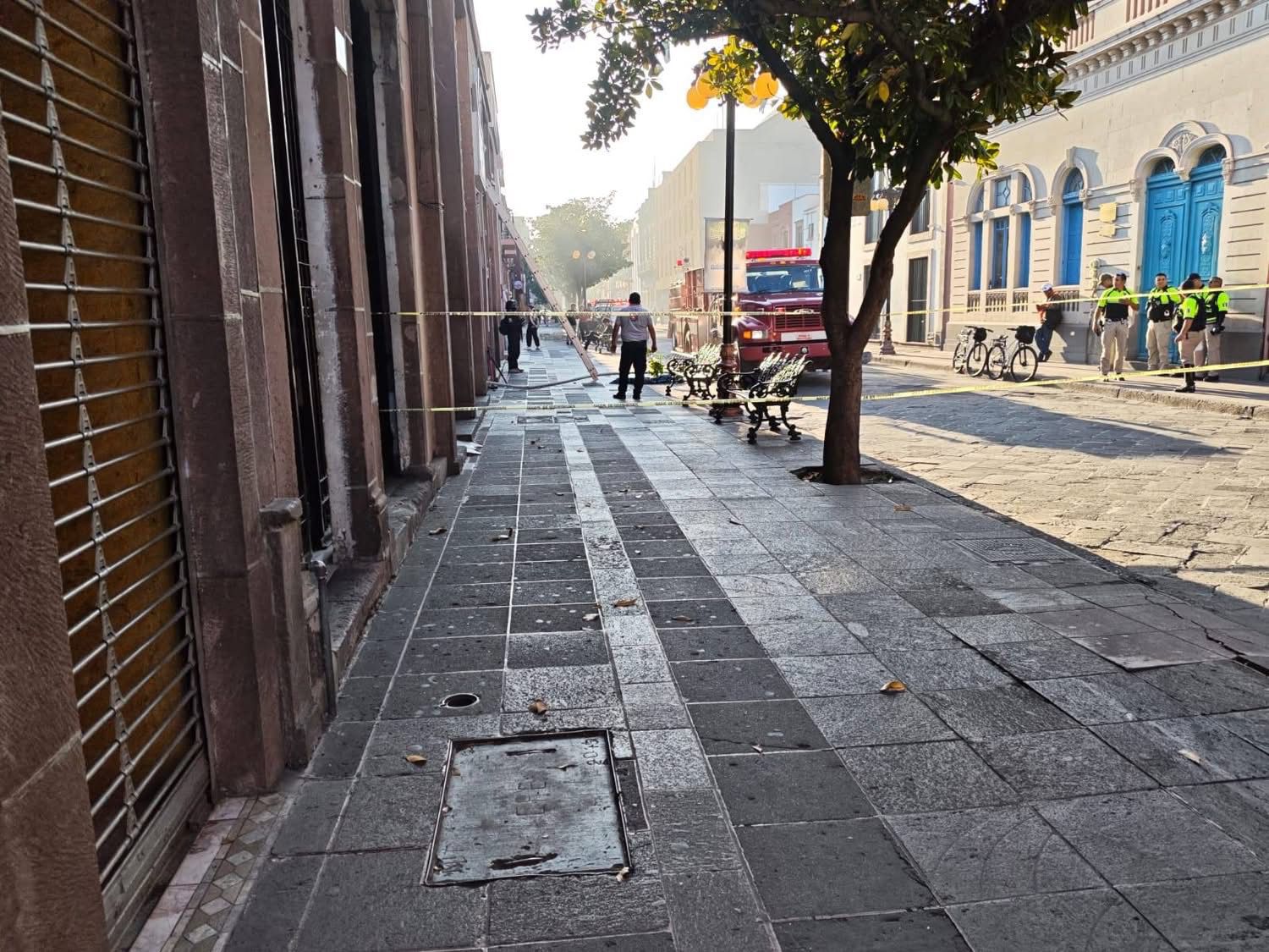 _*Policía de la Capital atiende conato de incendio en el antro Greko*_